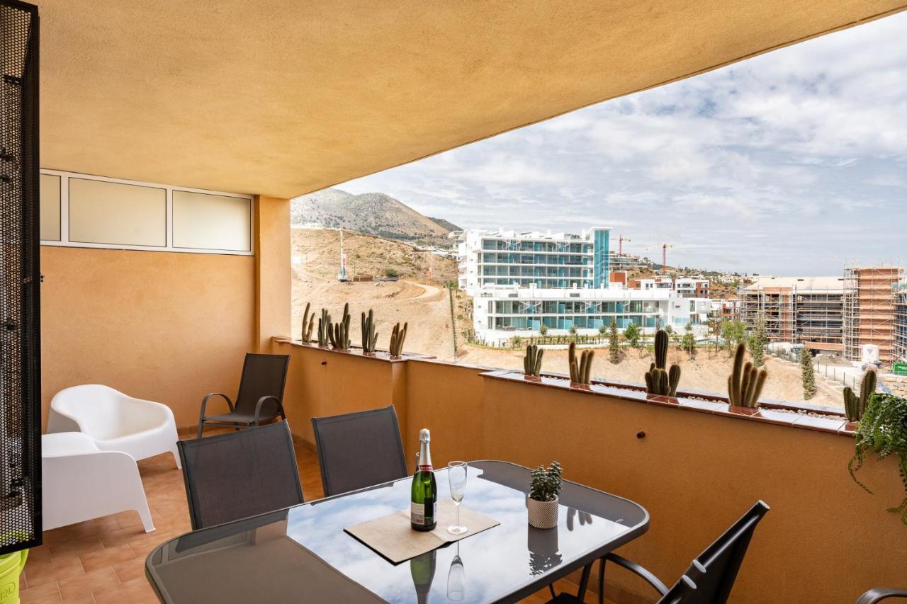 Malagasuite Blue Sea & Pool Fuengirola Ngoại thất bức ảnh